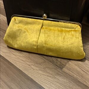 Chic Yellow Velvet Clutch
